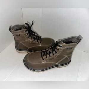 KEEN gray steel/reyer batines for women and men size 5.5.